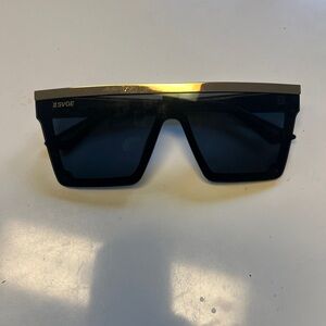 ISVGE Black Sunglasses with Gold Accent